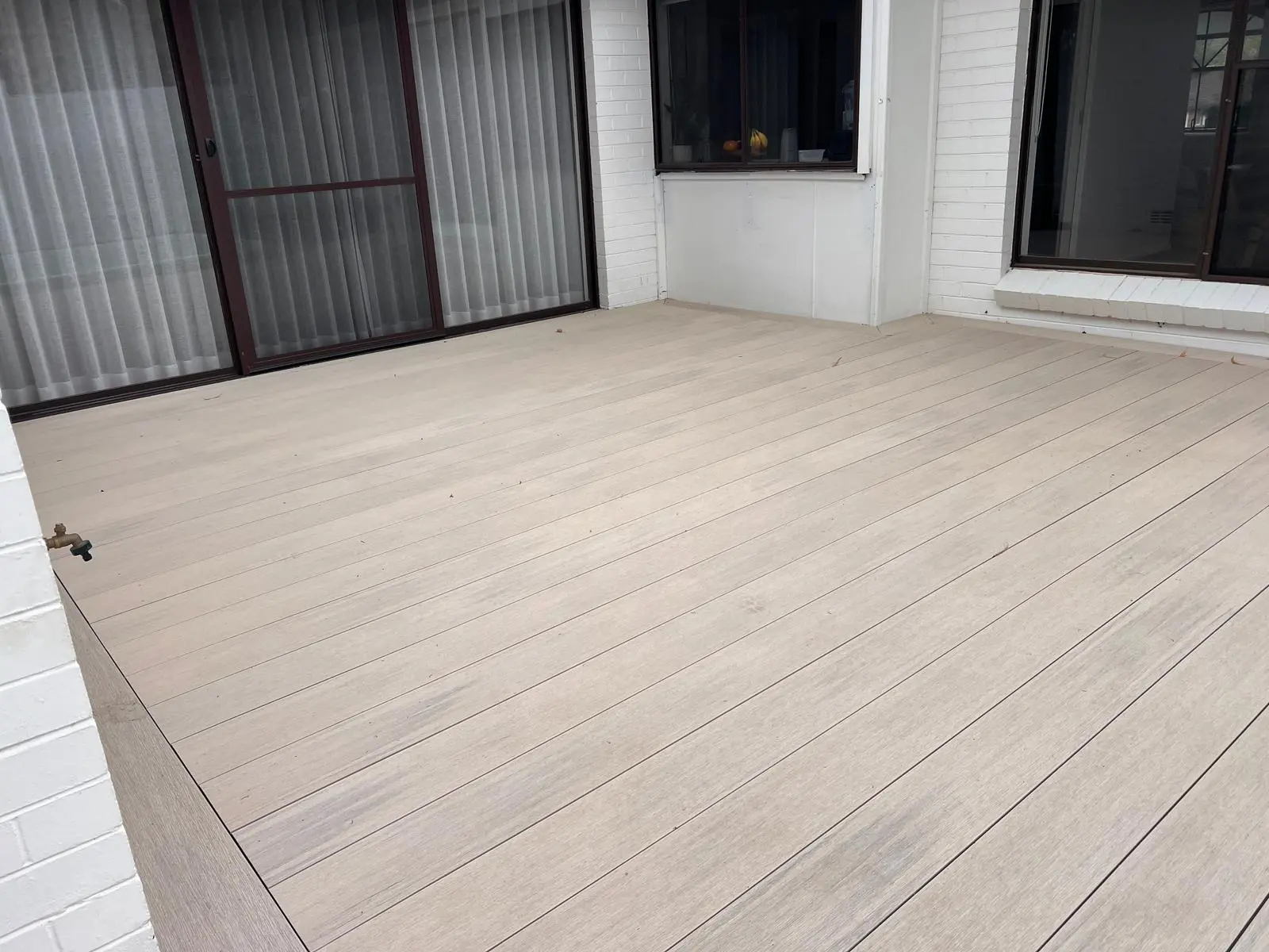 Composite Entertaining Deck